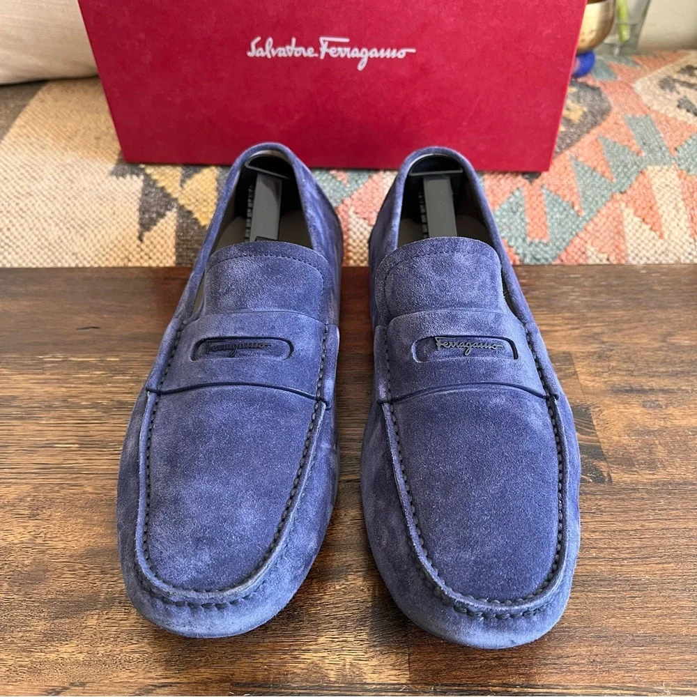 Salvatore Ferragamo NEWTON Blue Suede Driving Loafers US9 E (Display Shoes)